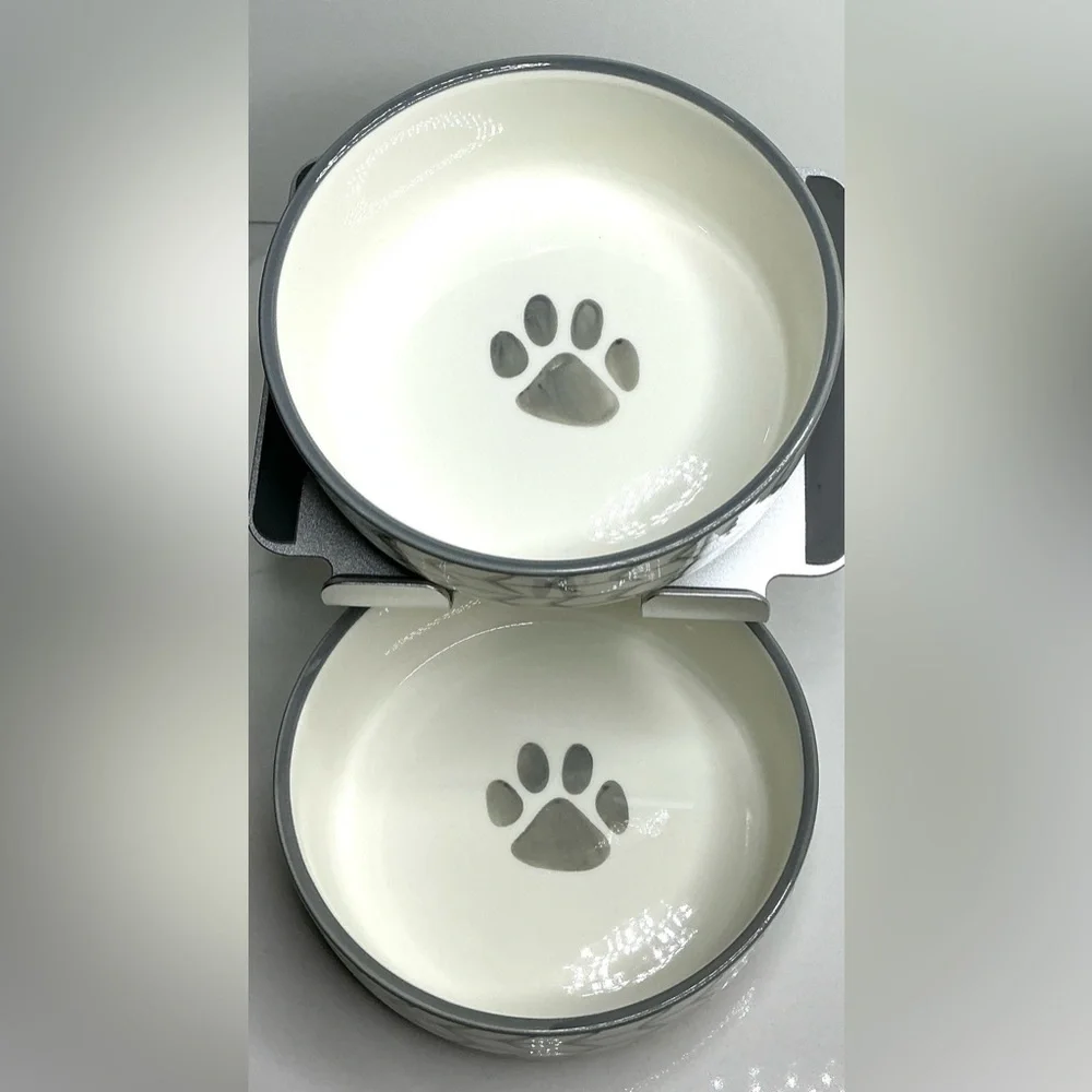 2 Signature Housewares 5
